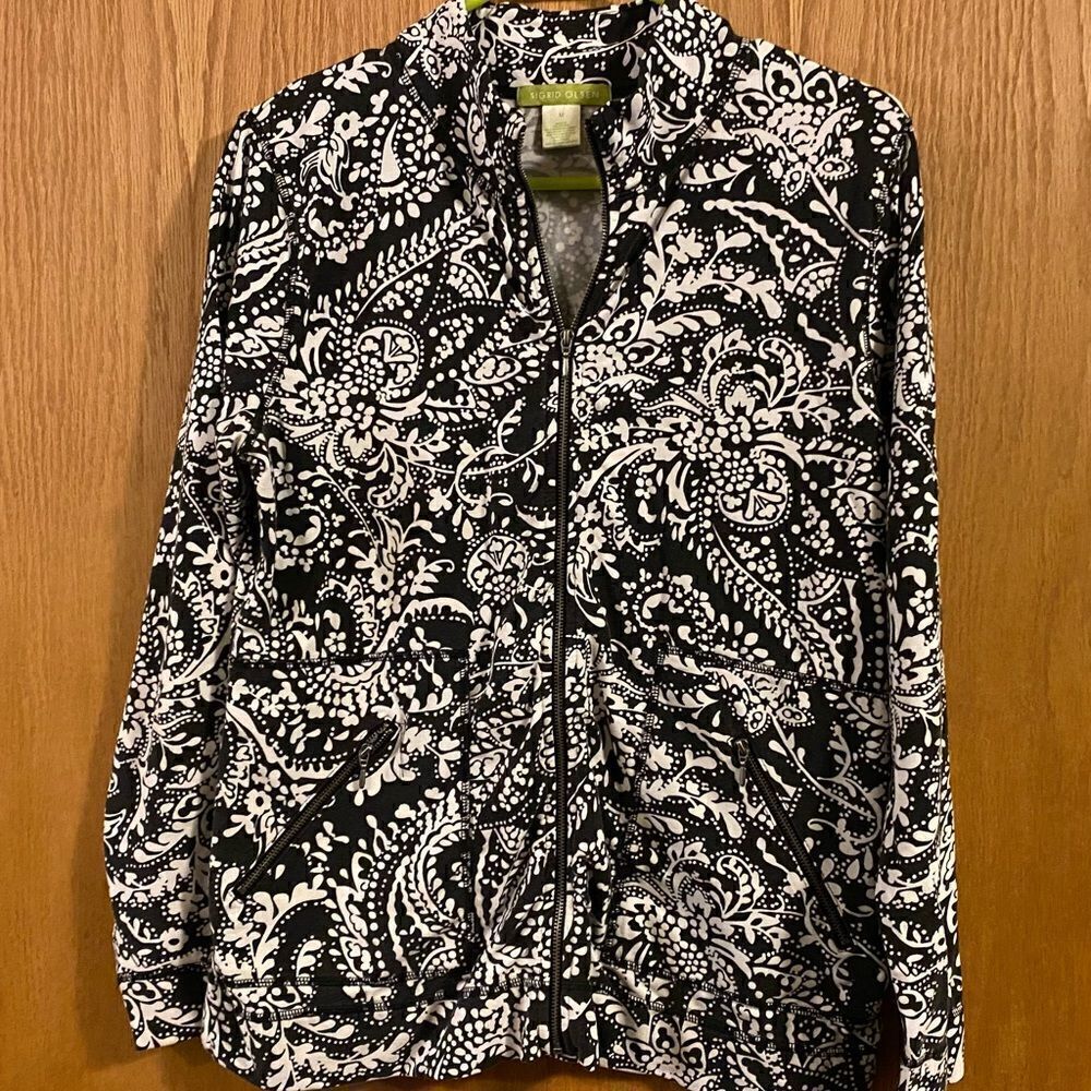 Sigrid Olsen Zip-up Black & White shirt, size M. (S47)